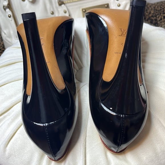 LOUIS VUITTON Mary Janes - Picture 6 of 12